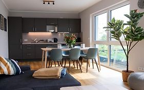 Moderne & Familienfreundliche Ferienwohnung Am Goitzschesee